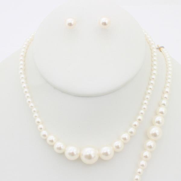 Faux Pearl Bead Necklace and Stud Earring Set