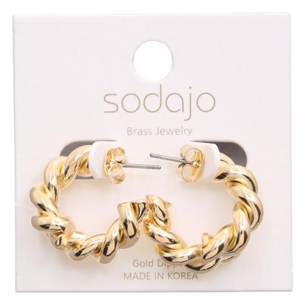 SODAJO TWISTED LINK OPEN HOOP GOLD DIPPED EARRING
