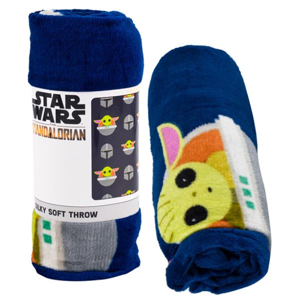 Star Wars the Mandalorian Grogu Soft Throw Blanket