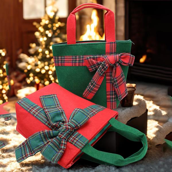 CHRISTMAS GREEN TOTE BAG WITH RED PLAID BOW