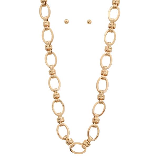 Oval Link Metal Necklace