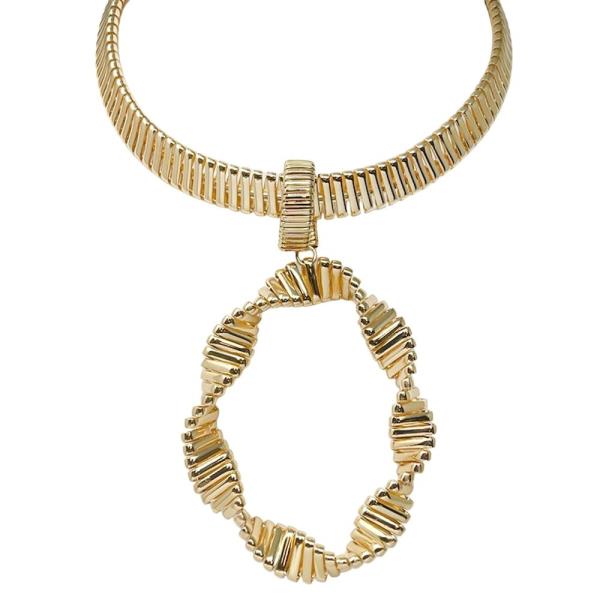 SWIRL OVAL METAL PENDANT NECKLACE