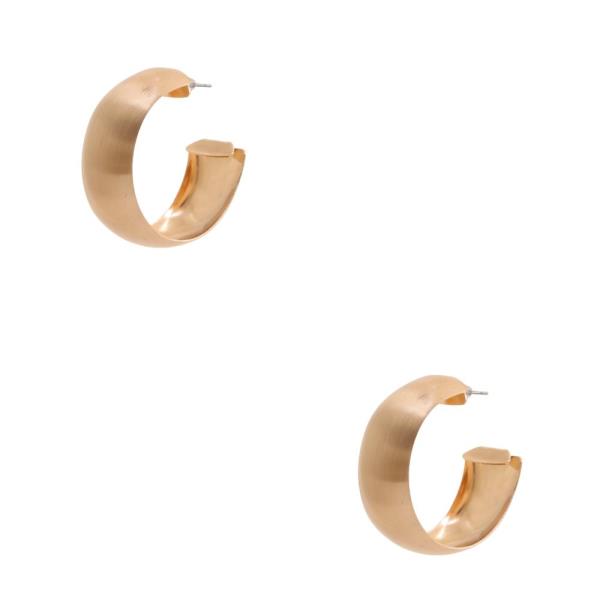 WIDE OPEN HOOP EARRING
