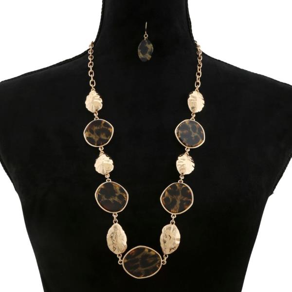 Animal Print Disc Link Necklace