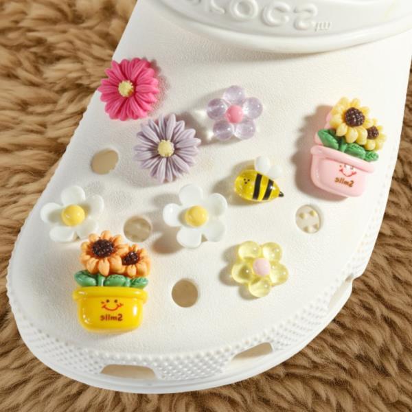 Flower Bee Shoe Charms