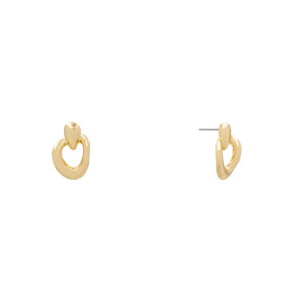 Metal Twisted Triangle Stud Earring