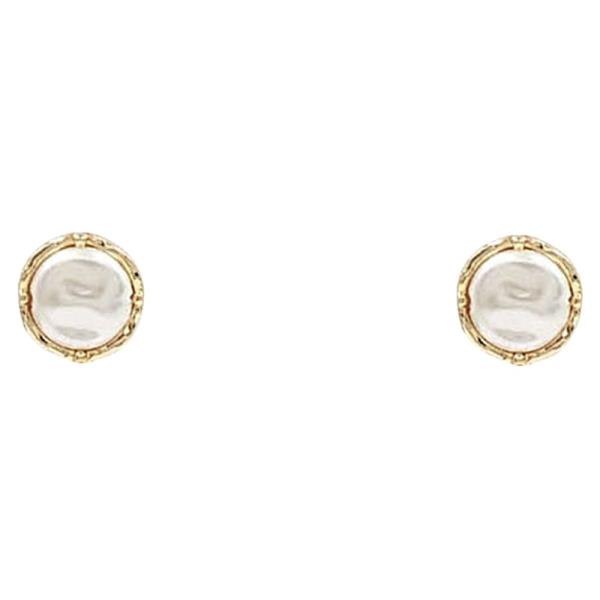 Round Pearl Stud Earring