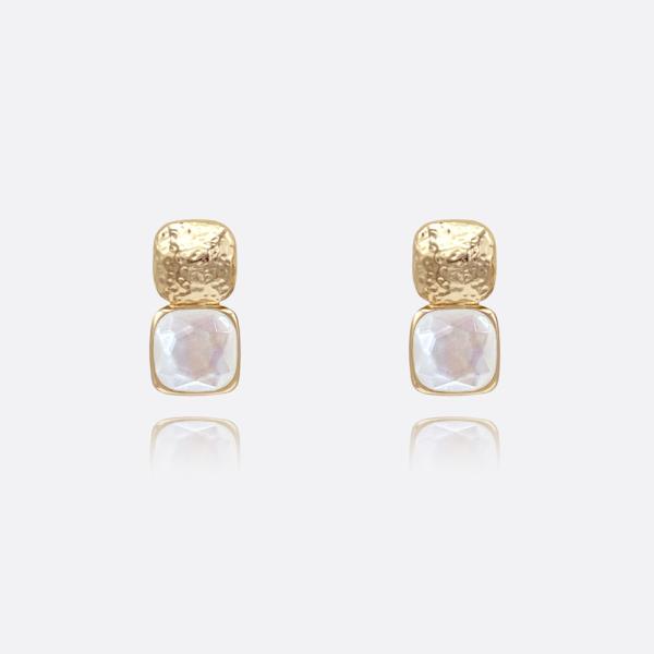 METAL PEARL STUD EARRING