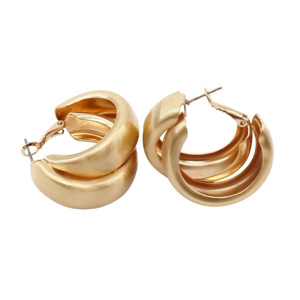 MATTE GOLD  BOLD LAYER LATCH BACK