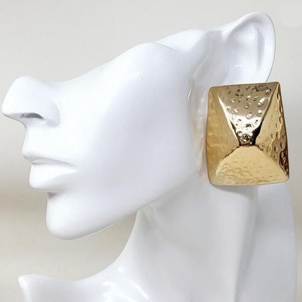 Metal Pyramid Stud Clip On Earring