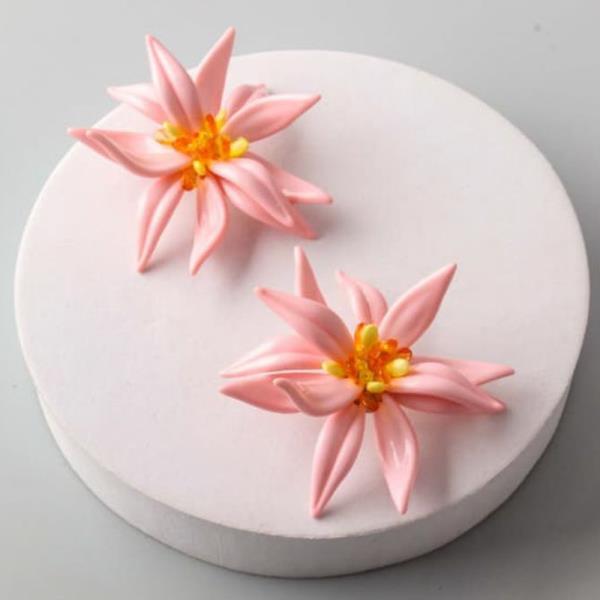 Statement Star Lily Earring