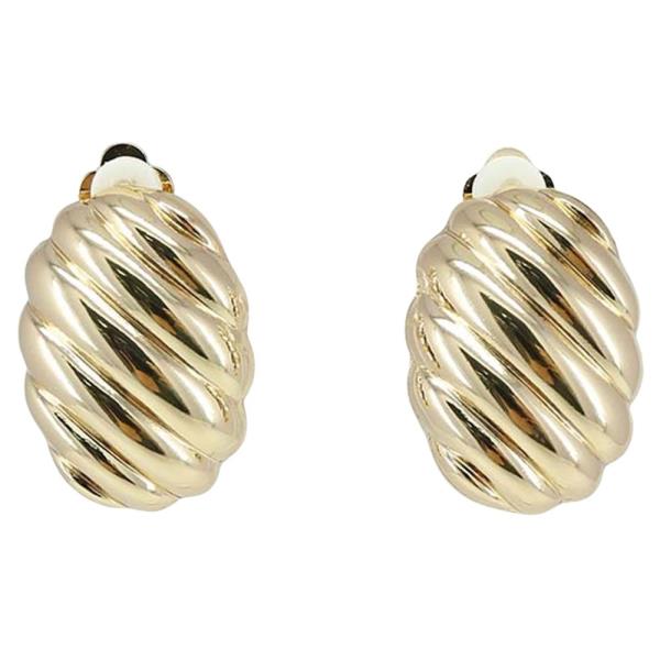 Metal Ribbed Oval Clip On Earring