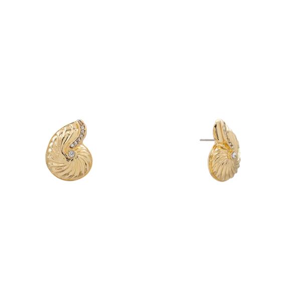 Seashell Stud Earring