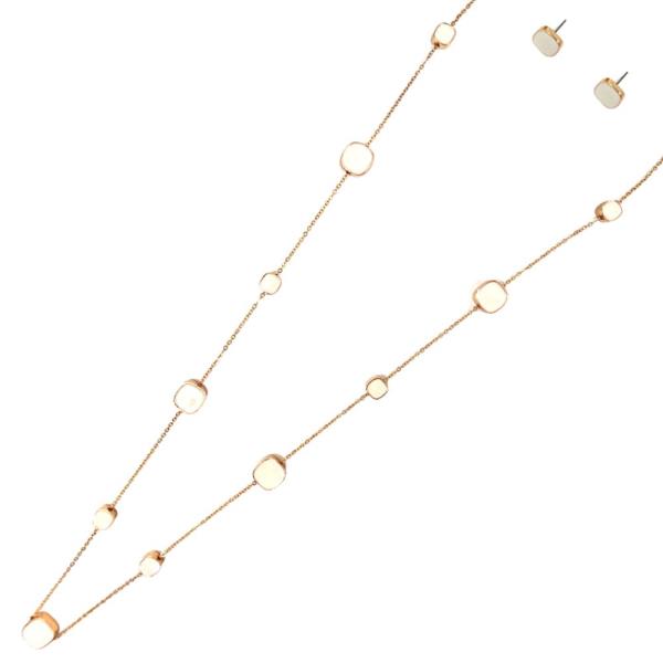 Pebble Link Long Necklace