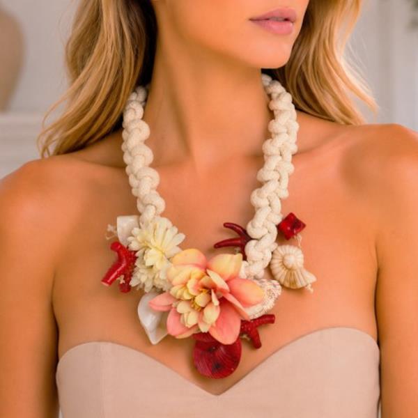 Sealife Shell Coral Flower Bead Necklace