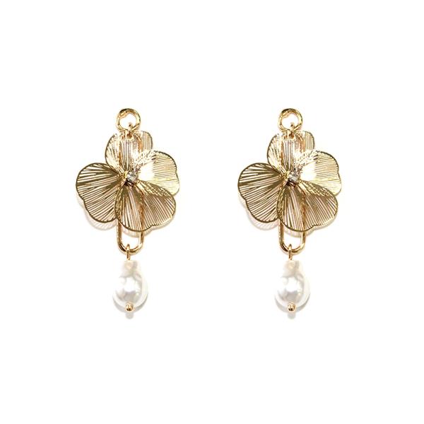 Flower W Faux Pearl Earring