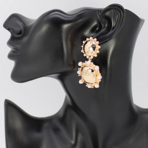 Double Metal Round Link Pearl Drop Earring