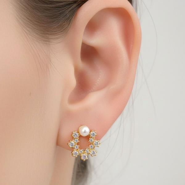 14K Gold White Gold Dipped Pearl Circle Earrings