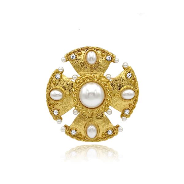 BAROQUE BOLD CROSS BROOCH