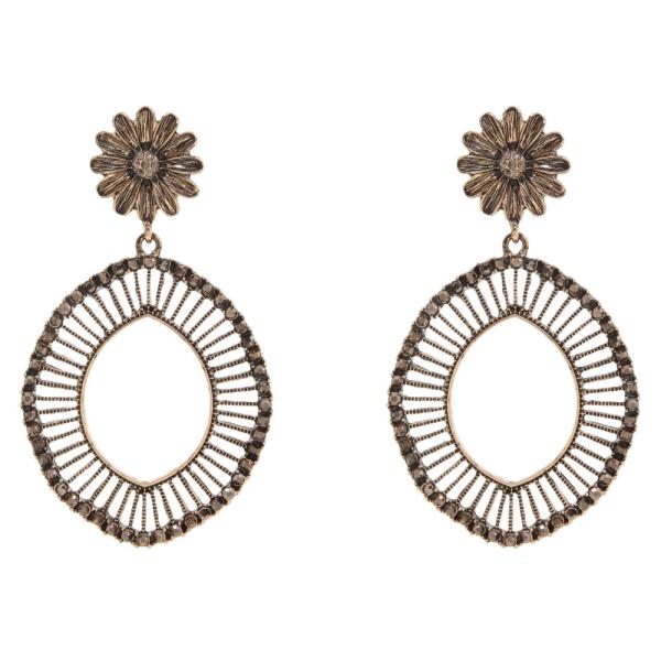 Daisy Oval Drop Dangle Earring