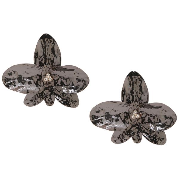 Petal Hammered Earring