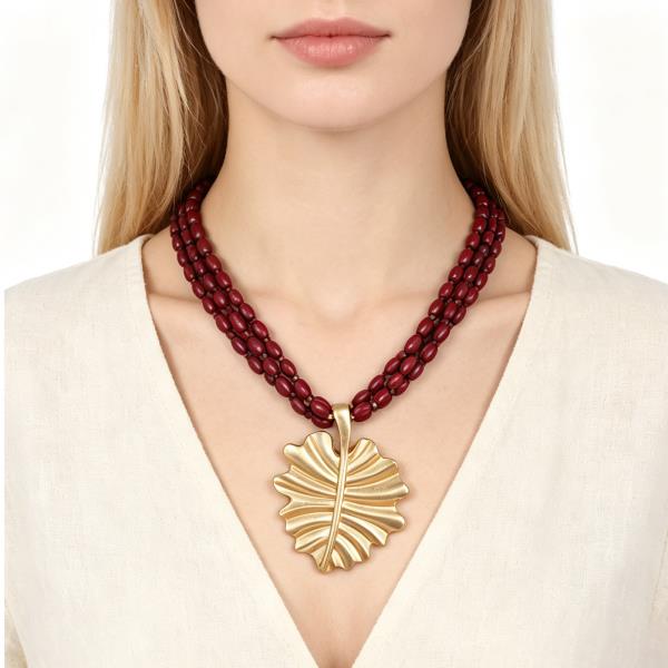 Braided Leaf Pendant Necklace