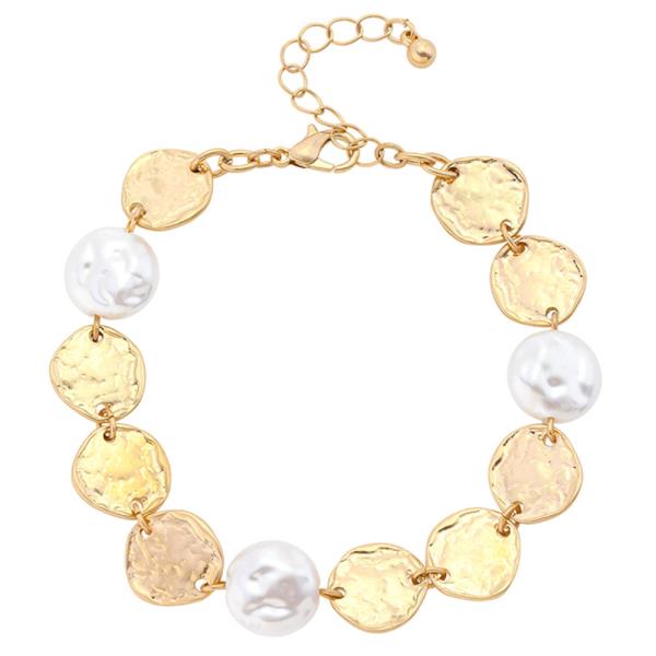 Hammered Disc Pearl Bracelet