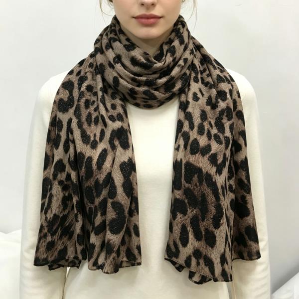 LEOPARD PRINT OBLONG SCARF