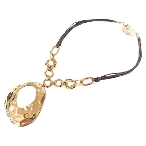 METAL HAMMERED OVAL PENDANT CORD LONG NECKLACE