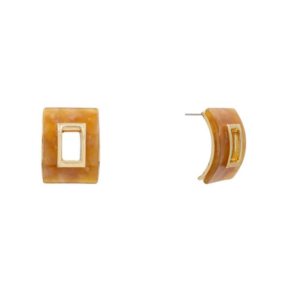 RESIN RECTANGLE HOOP EARRING