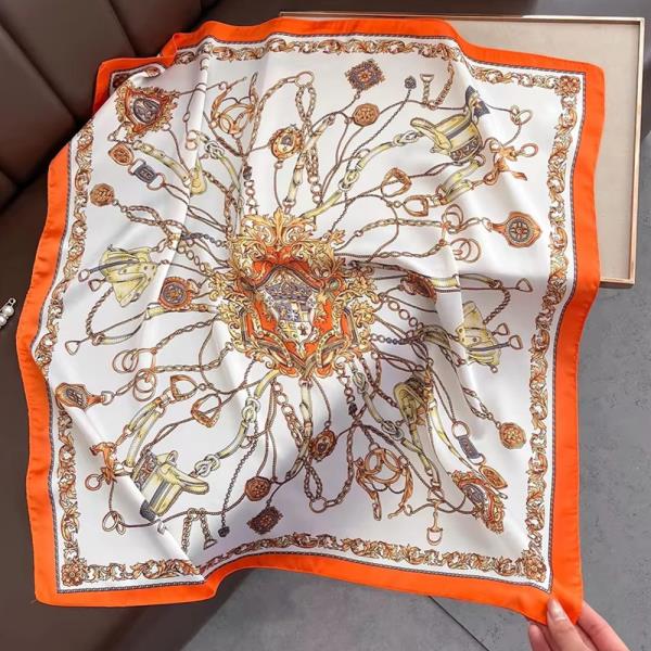 EQUESTRIAN CHAIN PRINT SATIN SQUARE SCARF