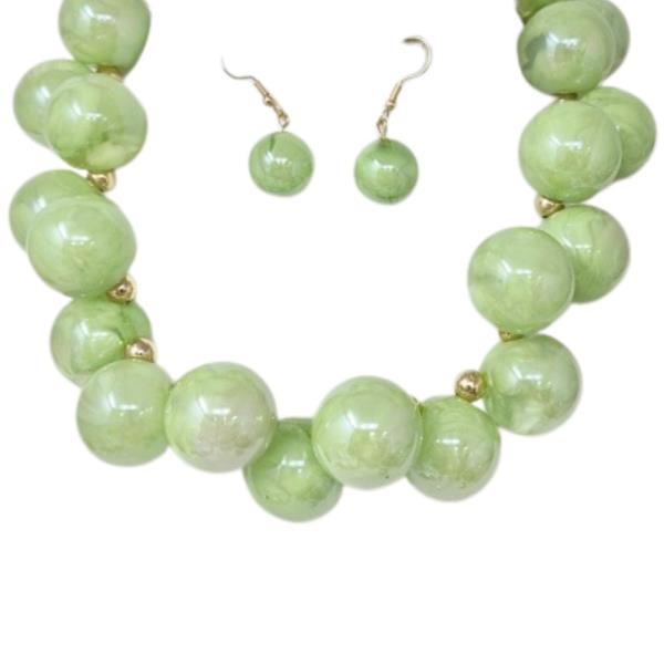 Marbled Bead Cluster Necklace Set