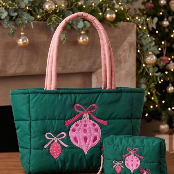 HOLIDAY ORNAMENT QUILTED PUFFER TOTE