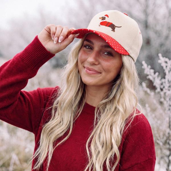 CC SANTA DACHSHUND TRUCKER HAT