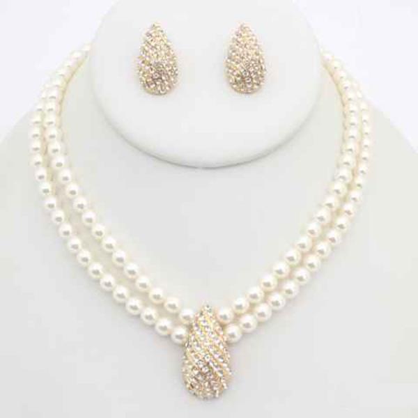 Pearl Rhinestone Oval Pendant Necklace Earring Set