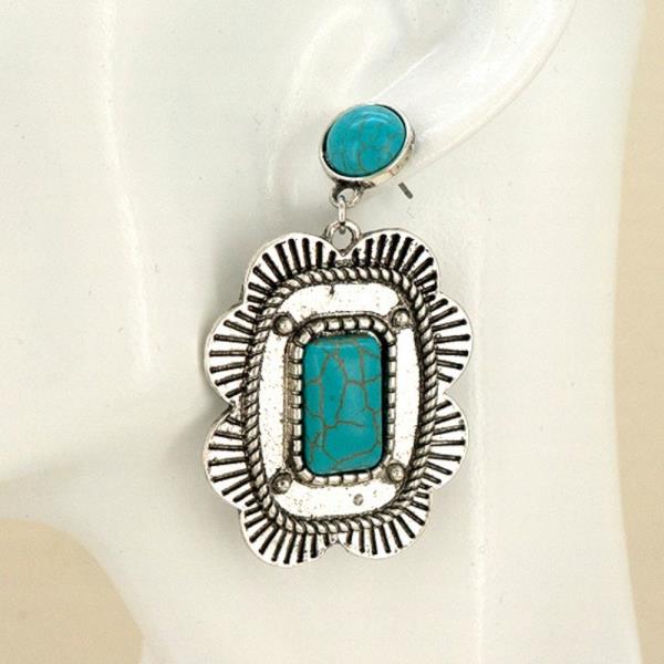 METAL WESTERN SCALLOPED RECTANGULAR STONE DANGLE EARRING