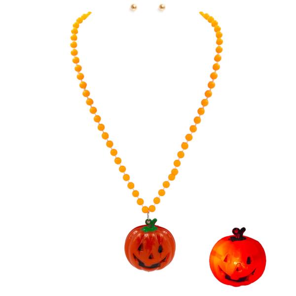 LIGHT UP HALLOWEEN JACK O LANTERN PUMPKIN BEADED NECKLACE EARRING SET