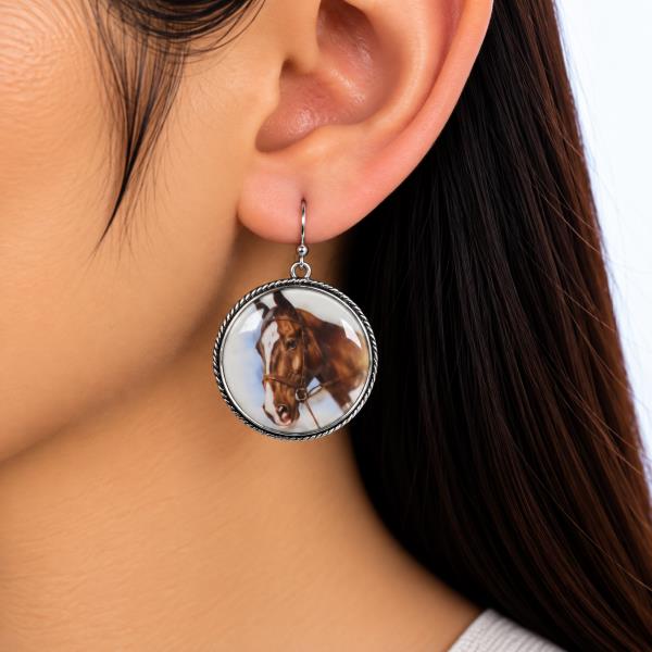WESTERN HORSE ROUND EARRING