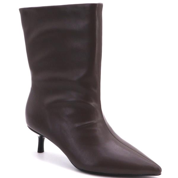 WIDE SHAFT KITTEN HEEL BOOTIE