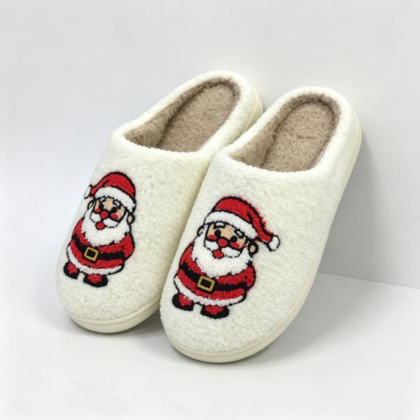 PLUSH CHRISTMAS SANTA CLAUS COZY HOME SLIPPER