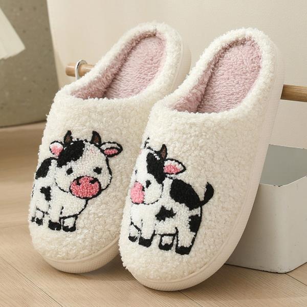 PLUSH CARTOON COW COZY HOME SLIPPER