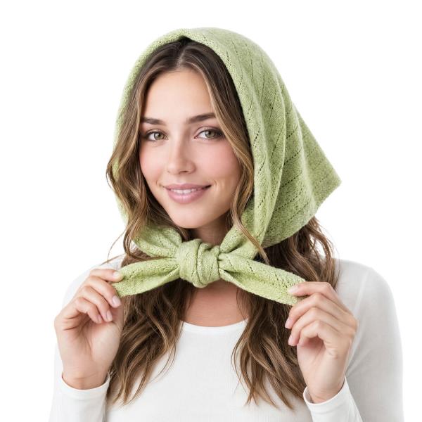 CC EYELET STRIPE TRIANGLE SCARF