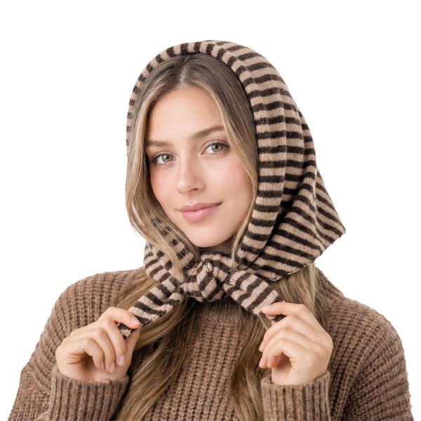CC STRIPED TRIANGLE SCARF