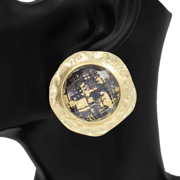 HAMMERED METAL FOIL FLECK CABOCHON ROUND STUD EARRING