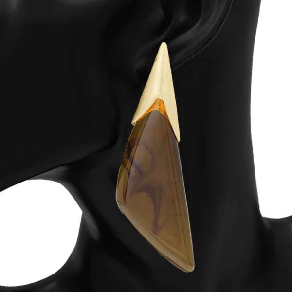METAL ACCENT MARBLED ASYMMETRIC GEOMETRIC STUD EARRING