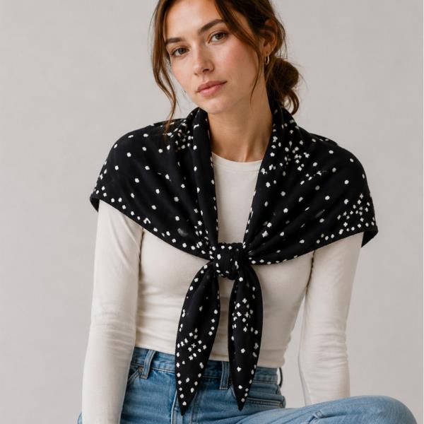 POLKA DOT KNITTED TRIANGLE SCARF