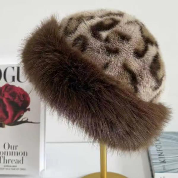 PLUSH LEOPARD PRINT WIDE CUFF WINTER HAT