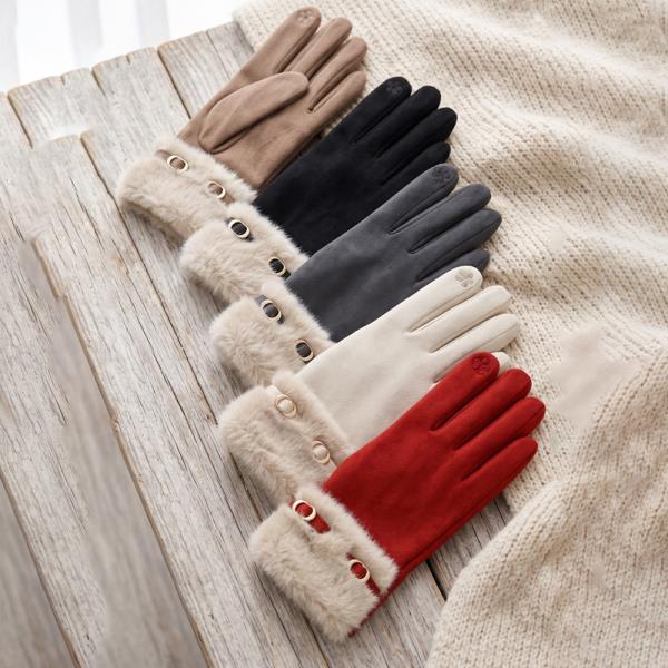 FAUX SUEDE TOUCHSCREEN GLOVES WITH FAUX FUR CUFF  BUCKLE