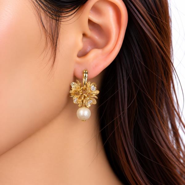SODAJO Gold Dipped Rhinestone Flower Pearl Earring
