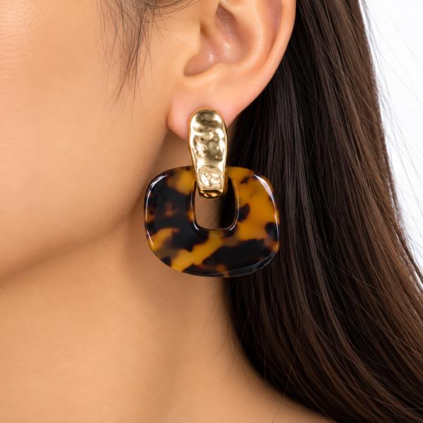 SODAJO HAMMERED METAL MARBLED OPEN SQUARE DANGLE EARRING